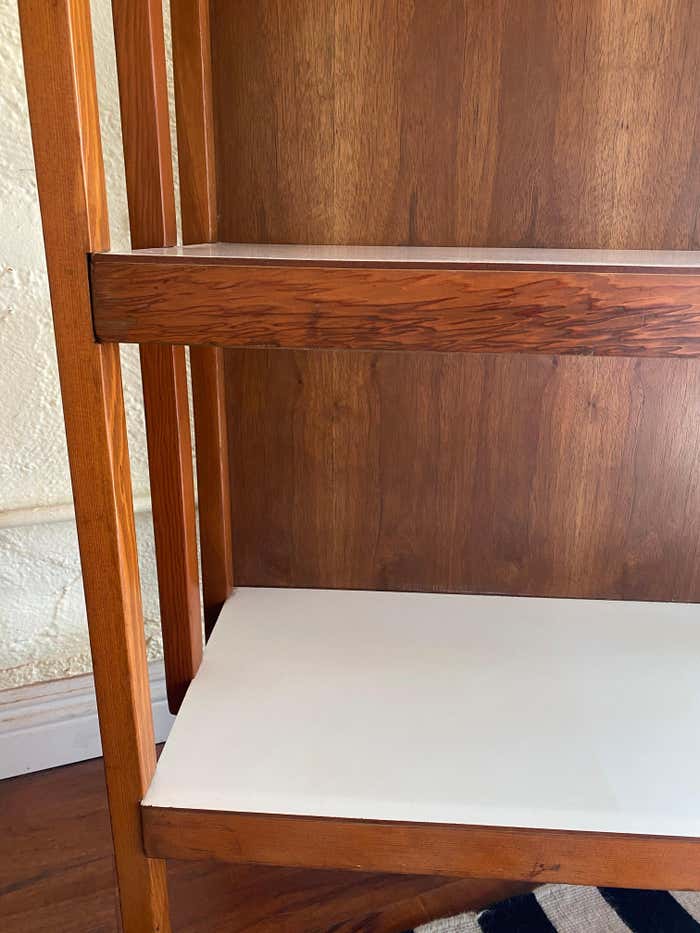 Midcentury Three-Tier Bookshelf – Pine and White Laminate