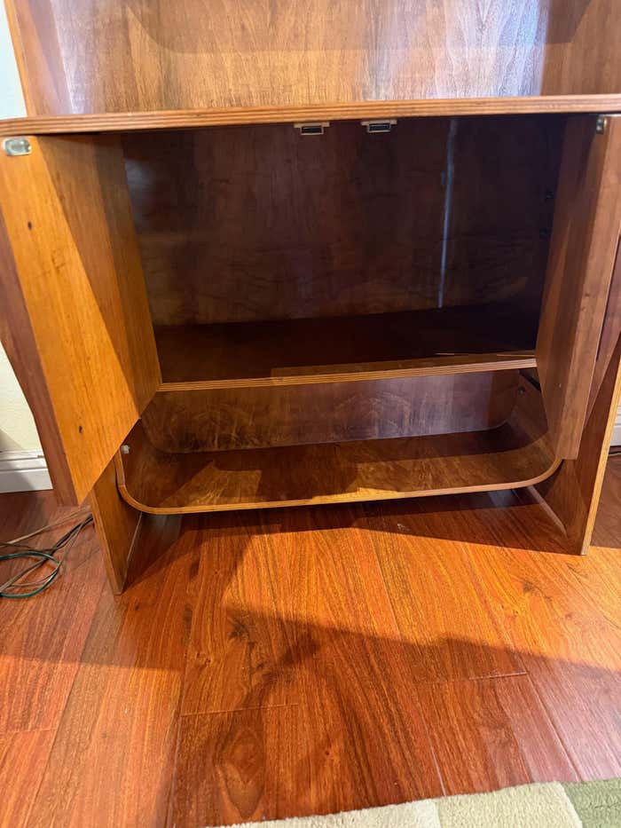 Mid-century Walnut Bookcase in the Dyrlund Style