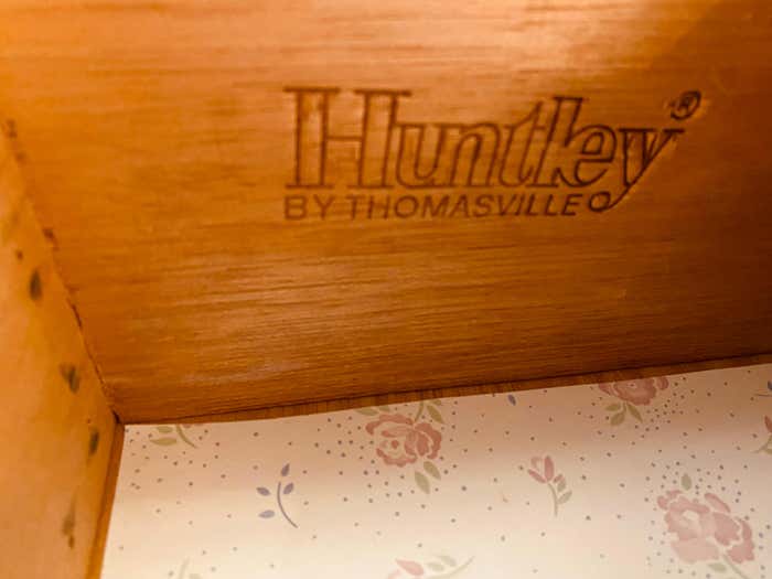 Midcentury Nine Drawers Huntley/ Thomasville Blond Oak Dresser