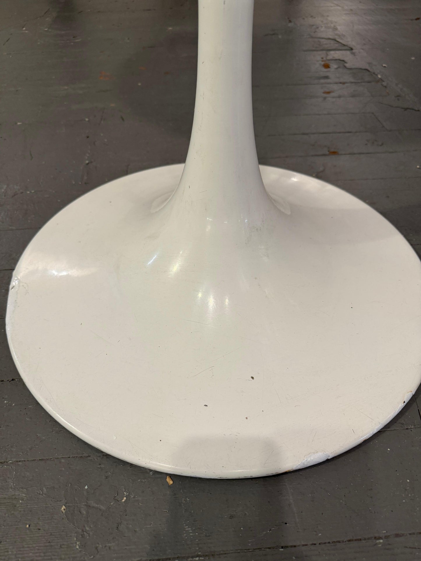 Pair of Tall Tulip-Style Modernist Lacquered Pedestal Tables