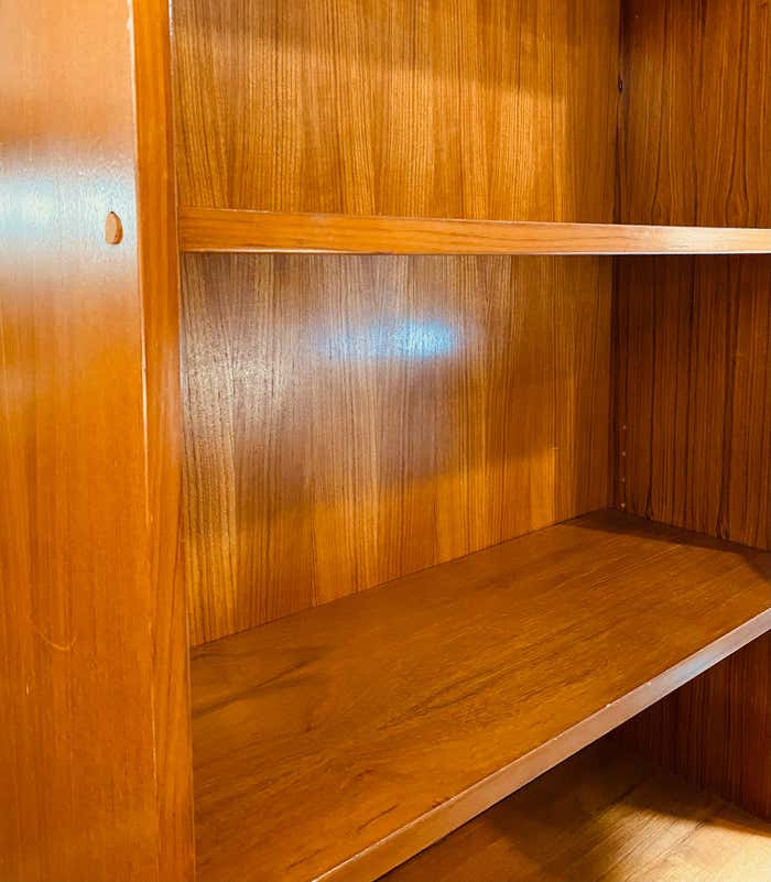 Walnut Mid-Century Bookcase With Adjustable Bookshelves